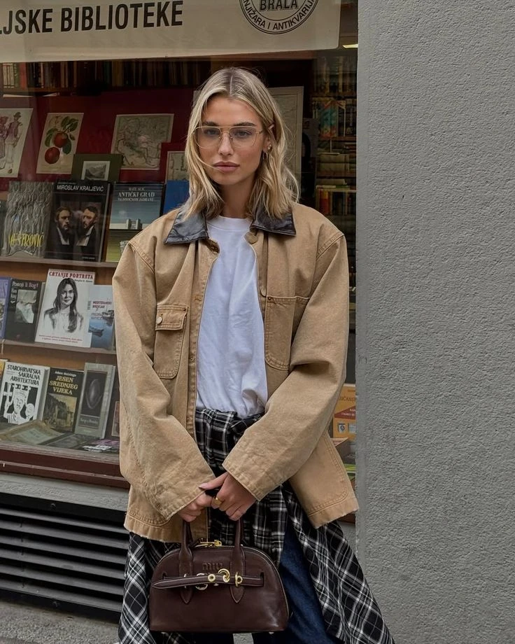 Barn jacket: 7 looks para inspirarte a usar la campera tendencia del otoño-invierno