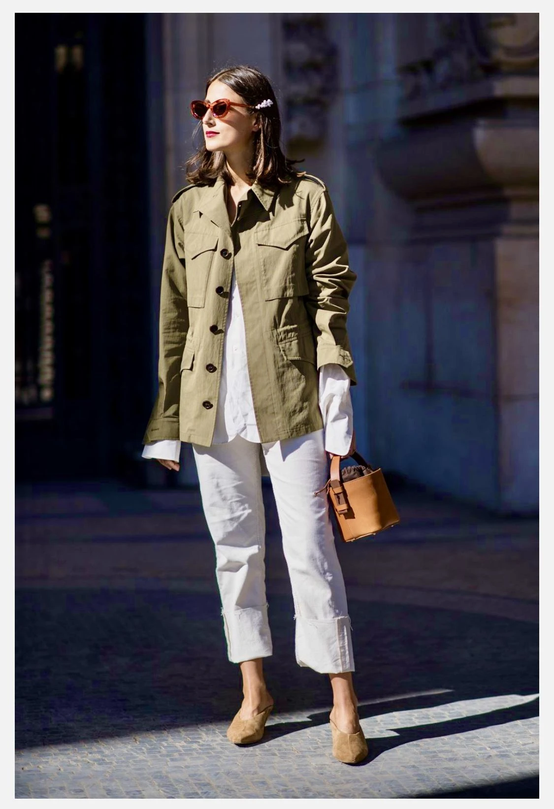 Con jeans.