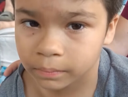 "Mi mamá dejó de respirar", el dolor de Mateo, Santiago y Alejandro: ellos quedaron solos tras el terremoto