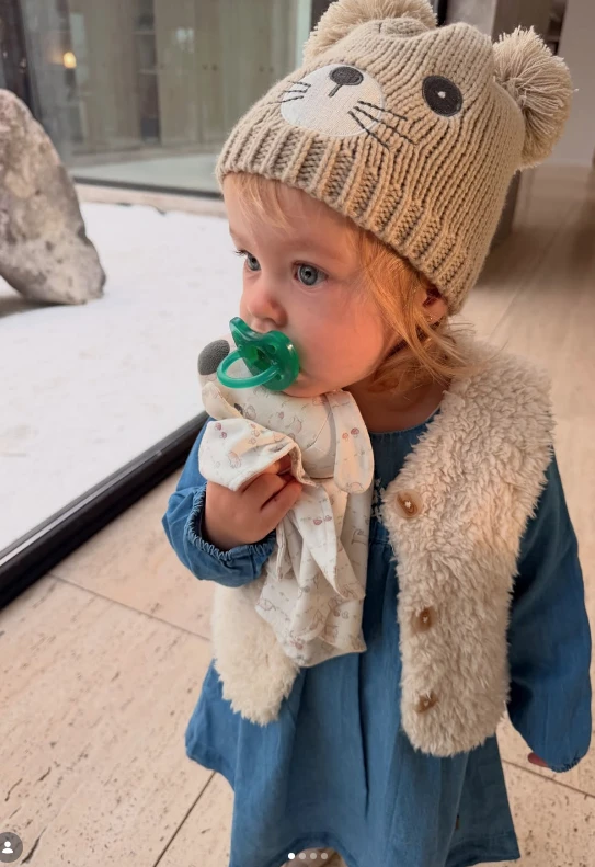 El look cómodo y lleno de ternura de Milenka