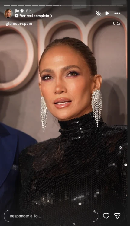Jennifer Lopez impactó en Londres con un espectacular vestido de Richard Quinn