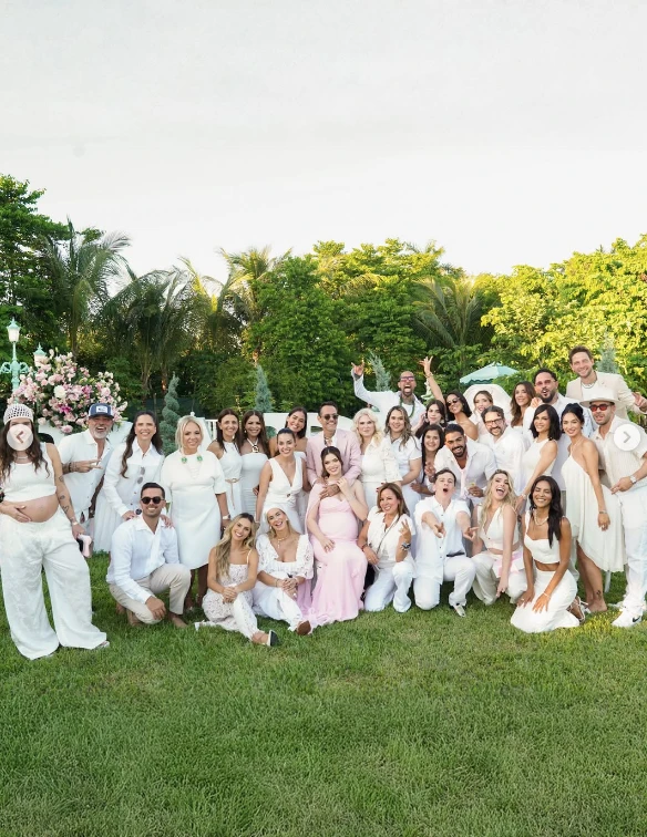 Entre los invitados estuvieron Prince Royce, Lele Pons, Guaynaa, Natti Natasha, Raphy Pina y Carlos Adyan