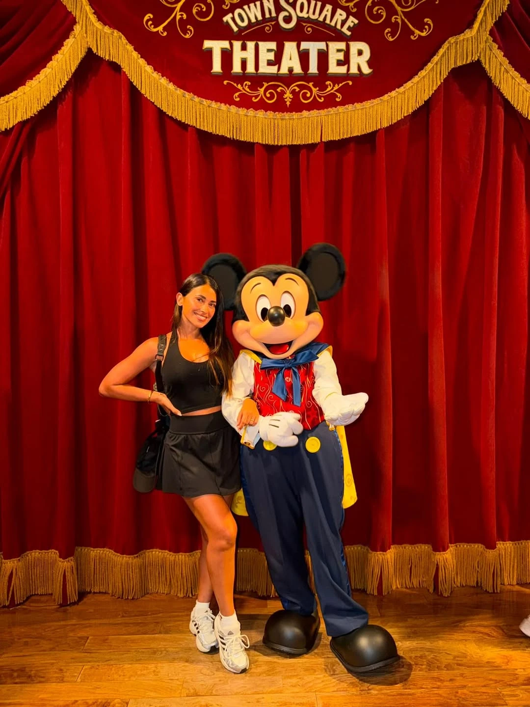 Antonela Roccuzzo y su escapada a Disney.