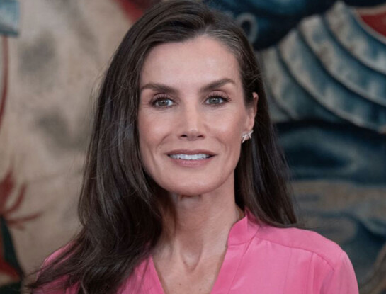 Cómo Letizia Ortiz elevó su look monocromático: el mejor truco de estilismo