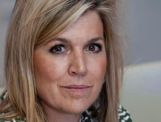 El look de Máxima en India: llevó el estampado geométrico que será tendencia en la próxima temporada