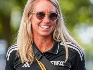 De estudiar marketing a hacer historia en el Mundial 2026 quién es Tori Penso, la árbitra que rompió una nueva barrera DESTACADA