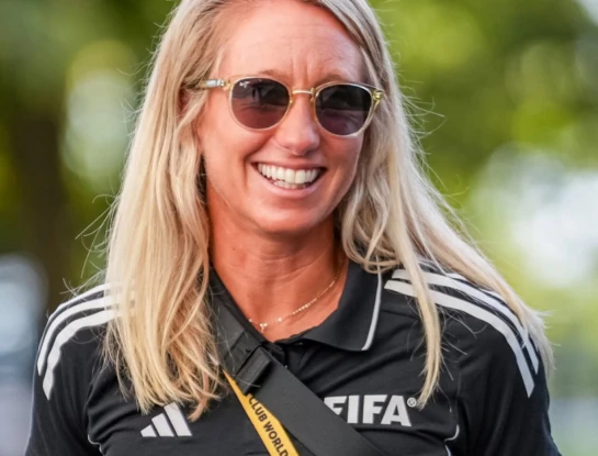De estudiar marketing a hacer historia en el Mundial 2026 quién es Tori Penso, la árbitra que rompió una nueva barrera DESTACADA