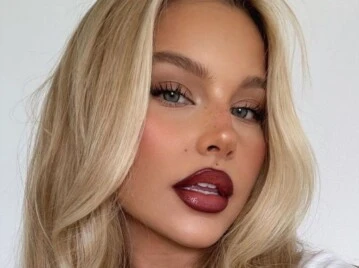 Gloss vs labial matte: los labios brillantes vuelven a estar de moda