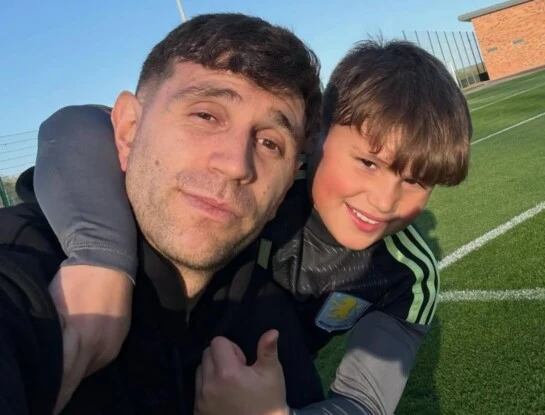 "El que tiene un corazón infinito": el tierno mensaje del Dibu Martínez por el cumpleaños de su hijo Santino