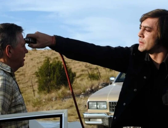 "Sin lugar para los débiles", el clásico protagonizado por Javier Bardem y Tommy Lee Jones, está entre las películas más vistas de Netflix.