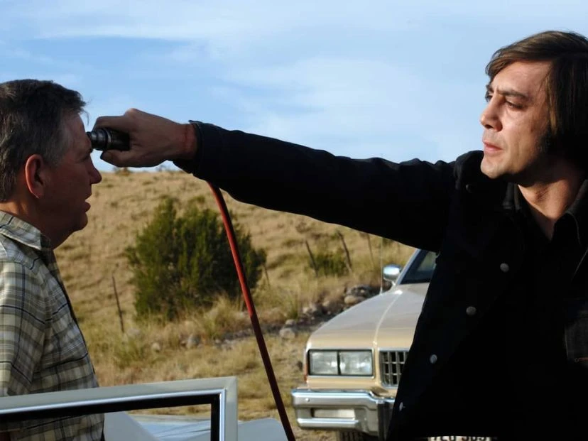 "Sin lugar para los débiles", el clásico protagonizado por Javier Bardem y Tommy Lee Jones, está entre las películas más vistas de Netflix.