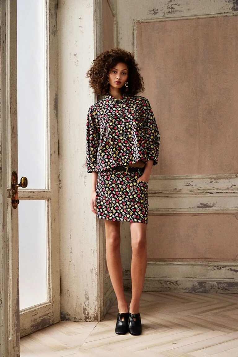 Cinq à Sept Resort 2027
