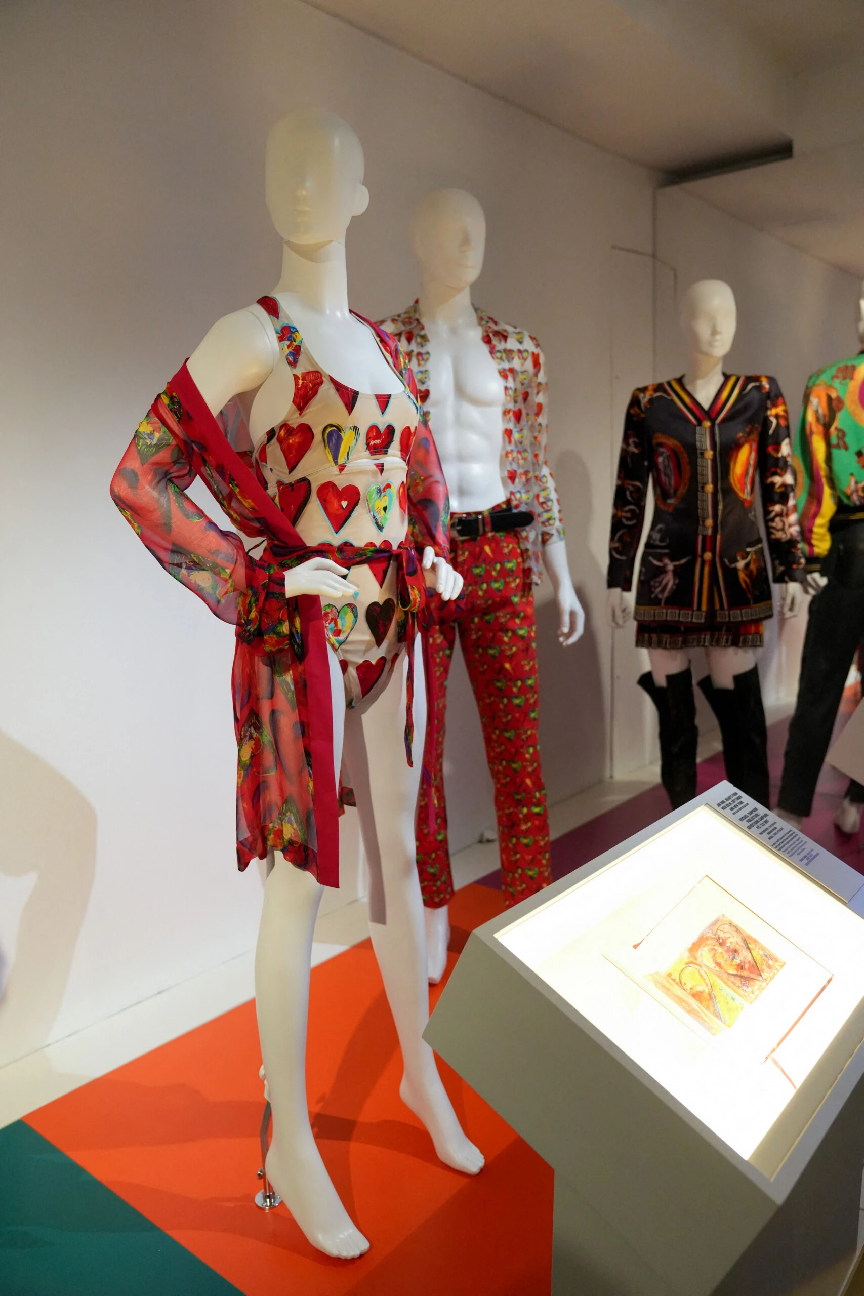 Retrospectiva de Gianni Versace en Paris.