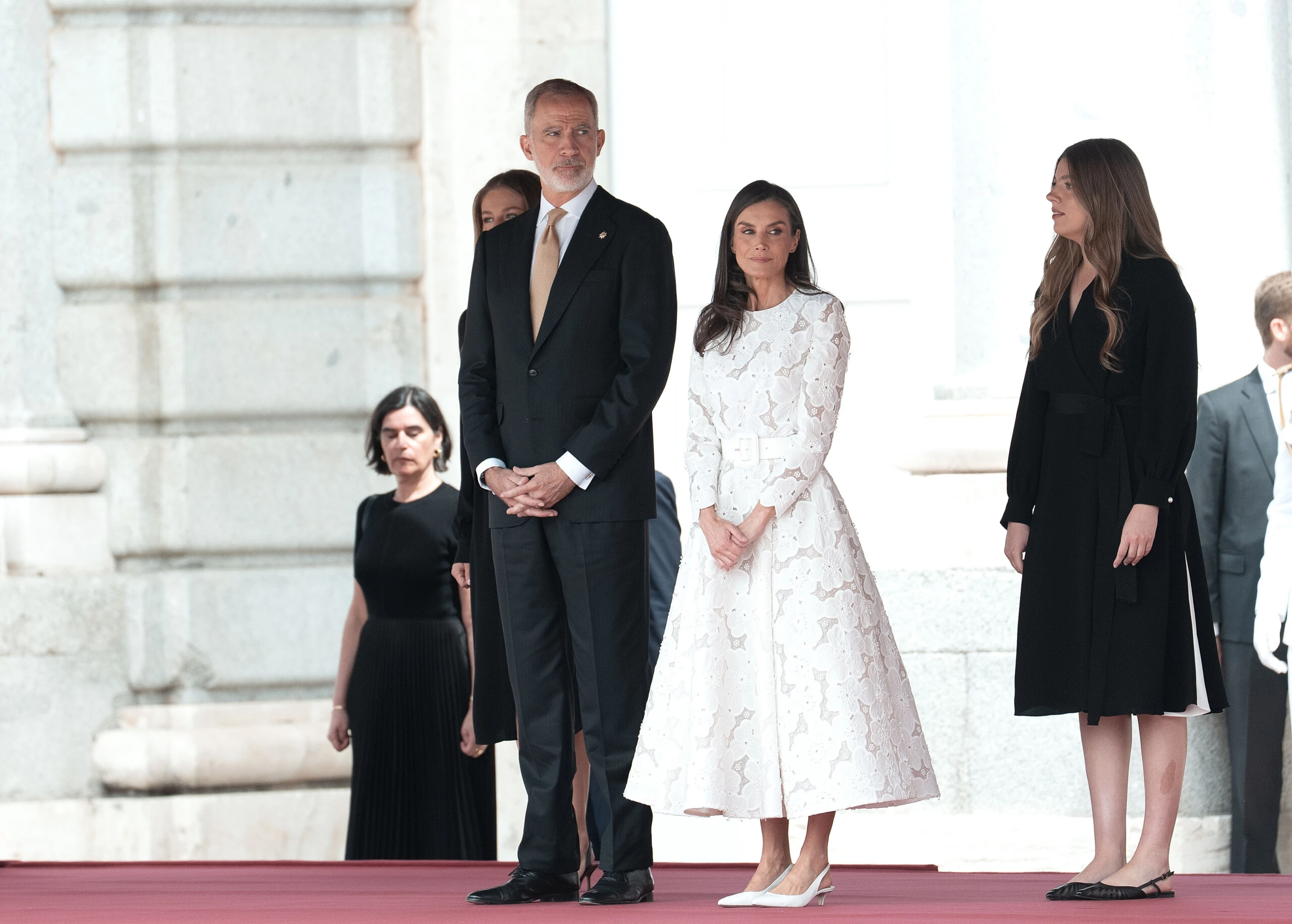 Letizia había llevado este mismo look en 2025. Fotonoticias. 