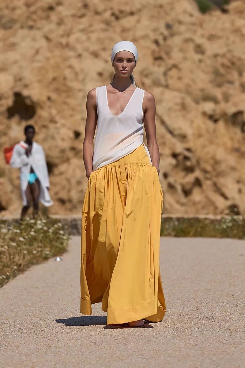 Desfile Jacquemus Resort 2027.