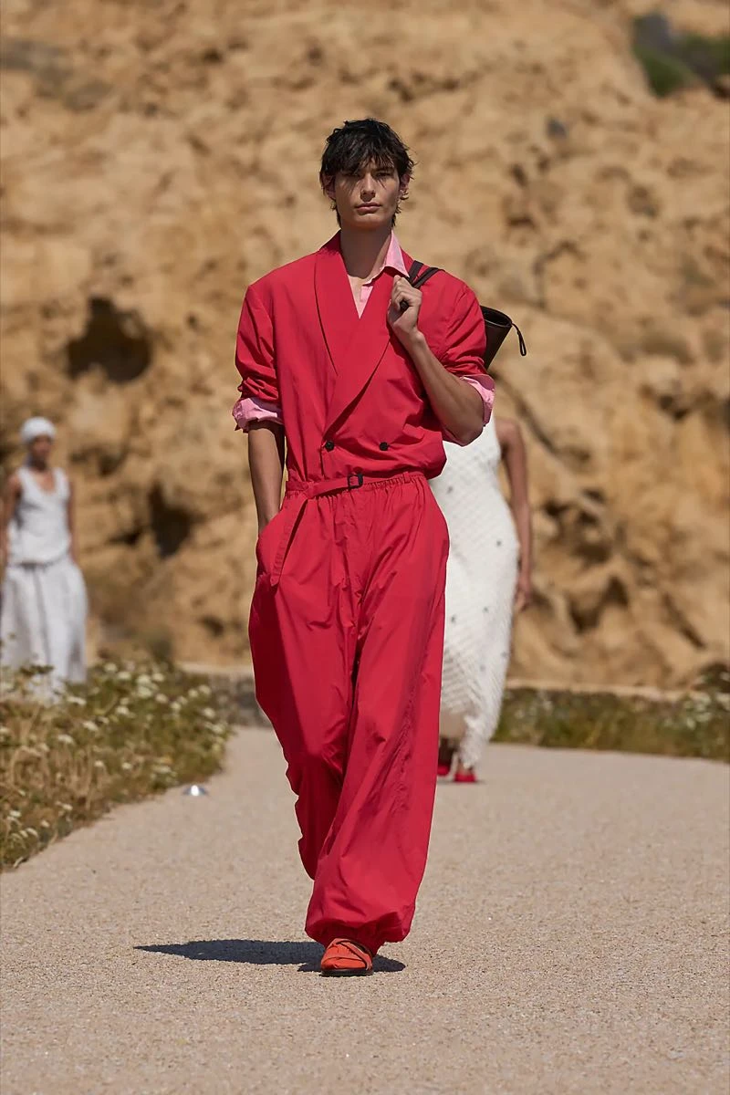 Desfile Jacquemus Resort 2027.