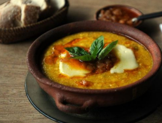 Humita con queso y vegetales: el plato veggie más reconfortante del invierno