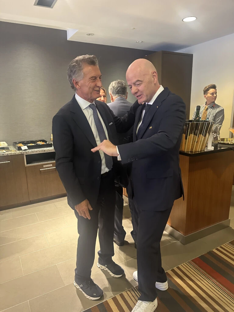 Macri e Infantino