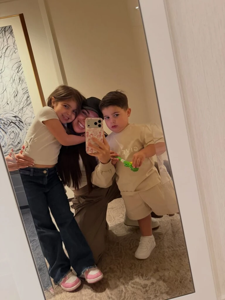 Con Olivia y Benjamín