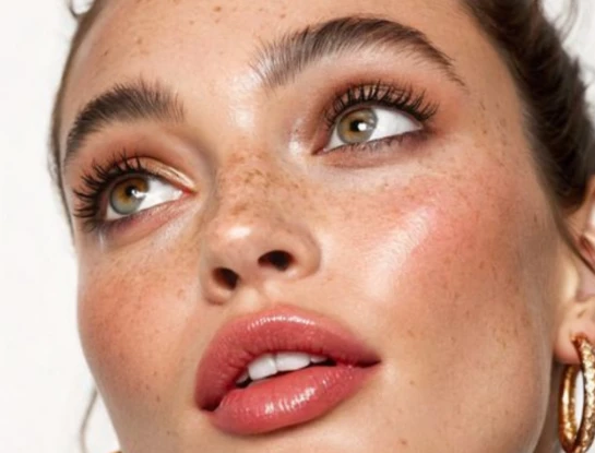 Ojeras y mirada cansada: por qué no todas son iguales y qué ayuda a lograr efecto buena cara