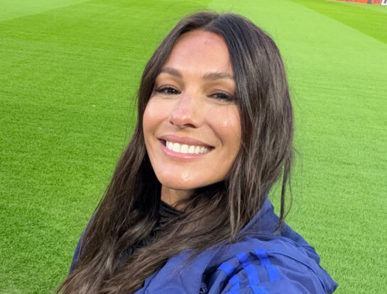 Pampita llegó a Miami y mostró el look sporty chic ideal para alentar a Argentina