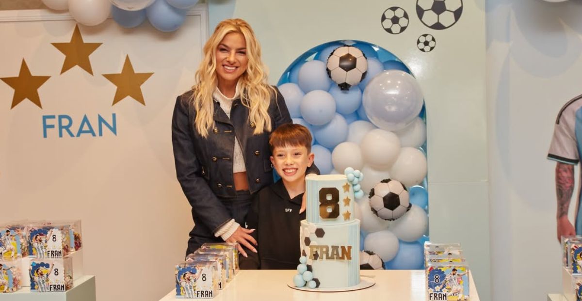 Ailena Bechara comemorou aniversário do filho Francisco com tema de Copa do Mundo Ailena Bechara comemorou aniversário do filho Francisco com tema de Copa do Mundo