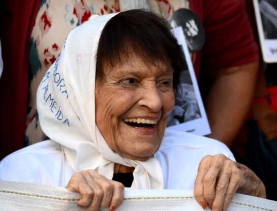 Murió Taty Almeida, presidenta de Madres de Plaza de Mayo