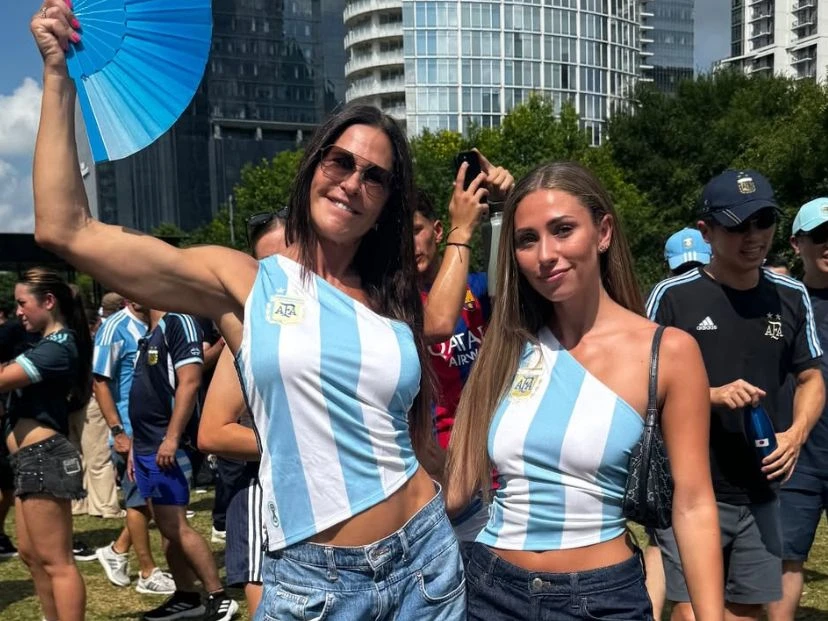 El look chic de Carolina Baldini