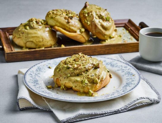 Rolls de pistacho y chocolate blanco: la receta tendencia que transforma cualquier merienda