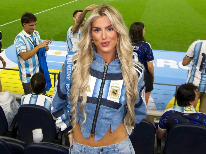 El look fashionista de Kelci Rose para alentar a la Selección