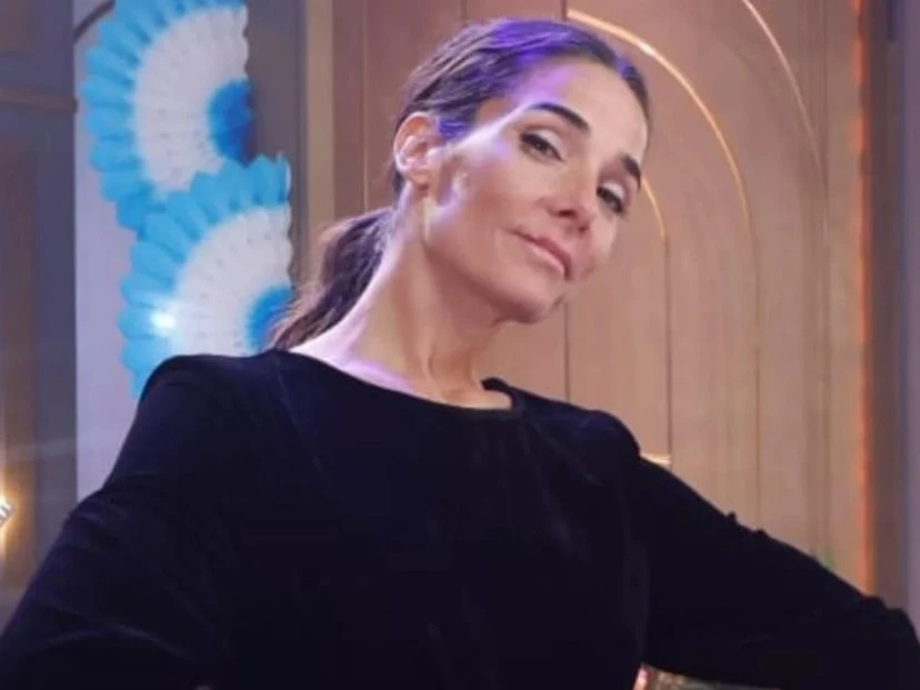 Look total black de Juana Viale