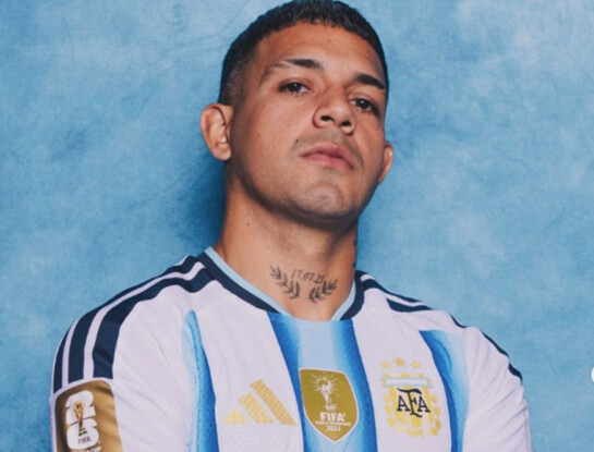 Facundo Medina: de juntar cartones en Villa Fiorito a ser titular con Argentina en el Mundial 2026