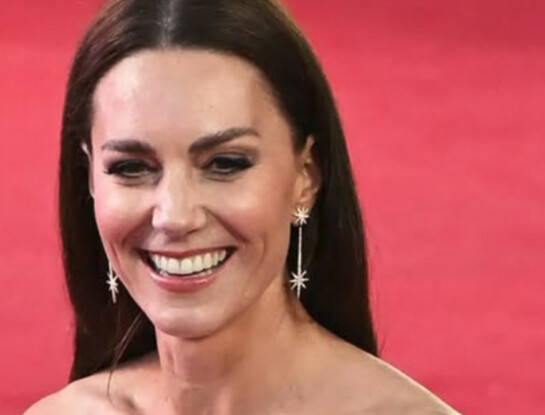 Kate Middleton estrenó el vestido de lunares más elegante de la temporada y recordó el estilo de Lady Di