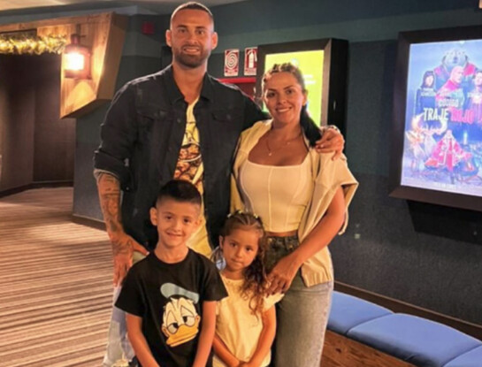 "Lucas y sus compañeros sacan los escombros con las manos": la angustiante búsqueda de su esposa e hijos en Venezuela