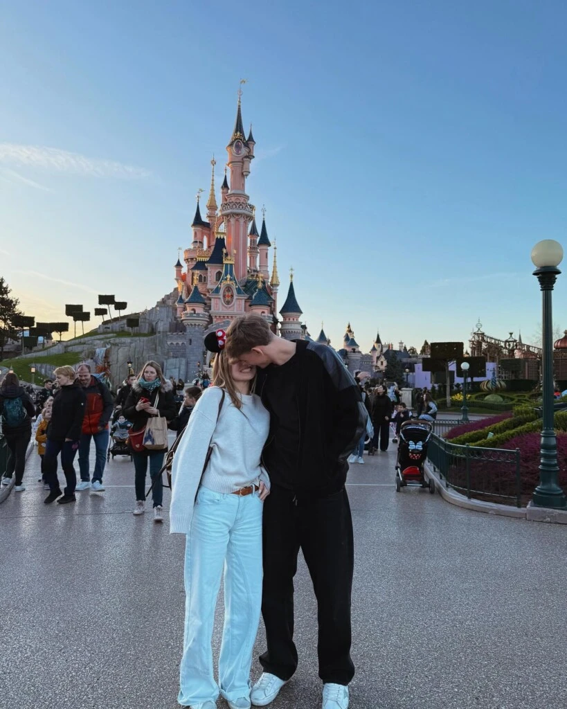 París, Roma, Londres y Disneyland París son algunos de los destinos que disfrutaron juntos y que aparecían con frecuencia en las publicaciones de la influencer.