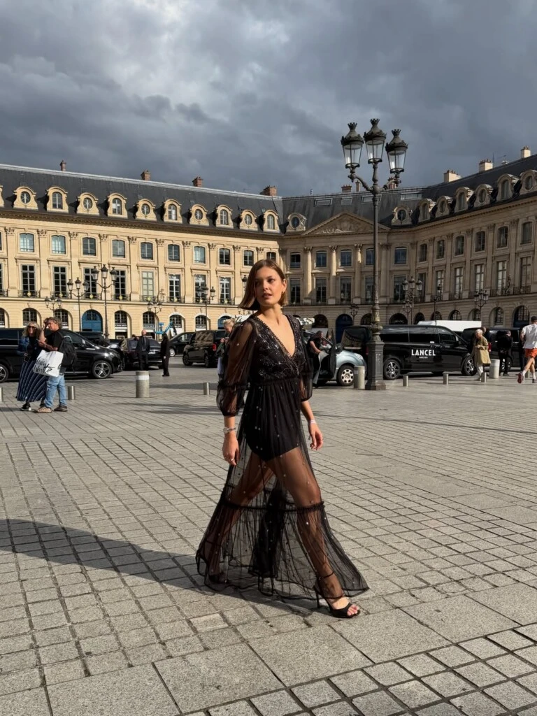 El look de Zuzu Coudeu. Foto: IG