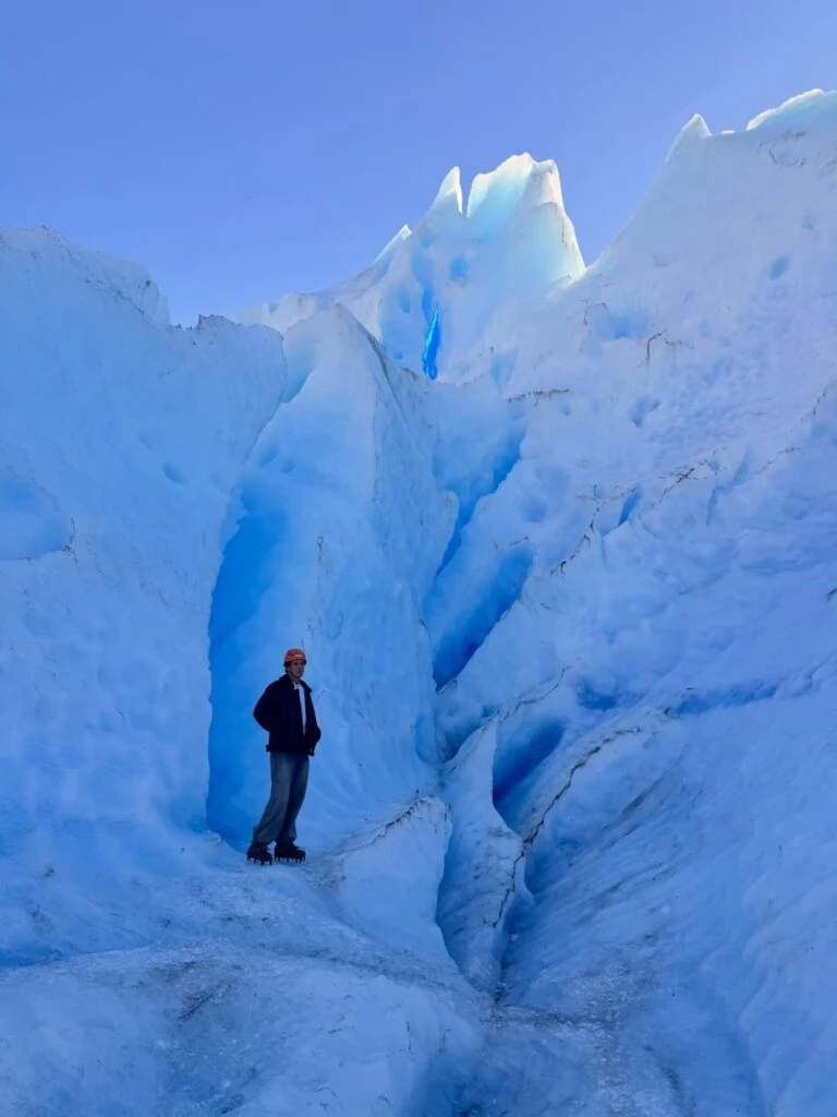 Con este viaje, Ricardo Arjona volvió a demostrar su fascinación por los paisajes naturales y dejó en claro por qué la Patagonia sigue siendo uno de los destinos más admirados por visitantes de todo el mundo.