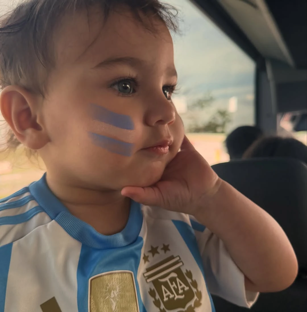 Las esposas de los jugadores de la Selección celebraron la histórica goleada de Argentina y otro récord de Messi