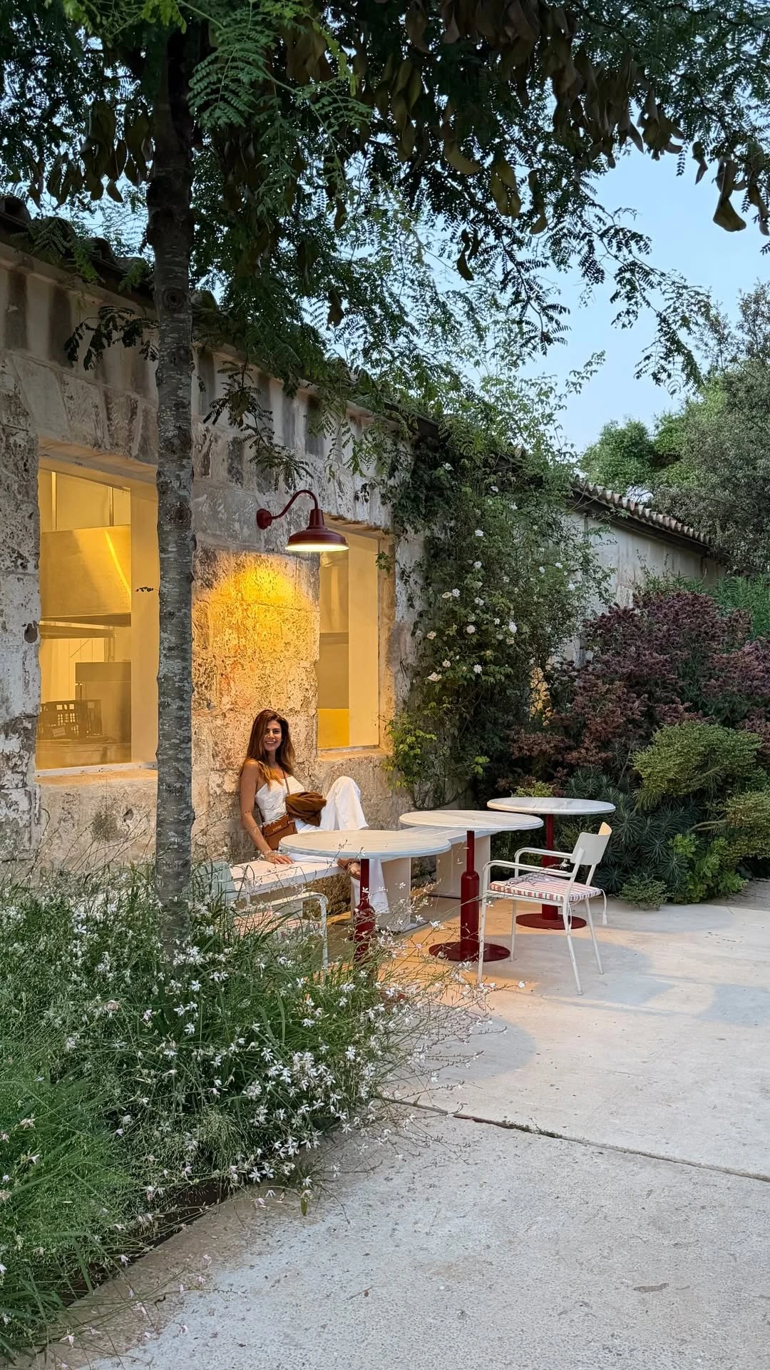 Juliana Awada deslumbró con un look chic y fresco ideal para el verano 2027