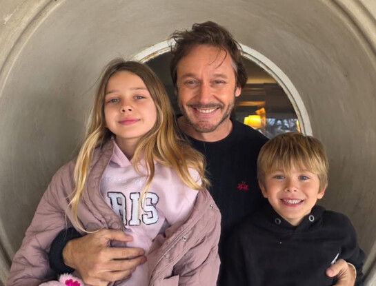 Benjamín Vicuña compartió tiernas fotos con Magnolia y Amancio tras más de dos meses sin verlos