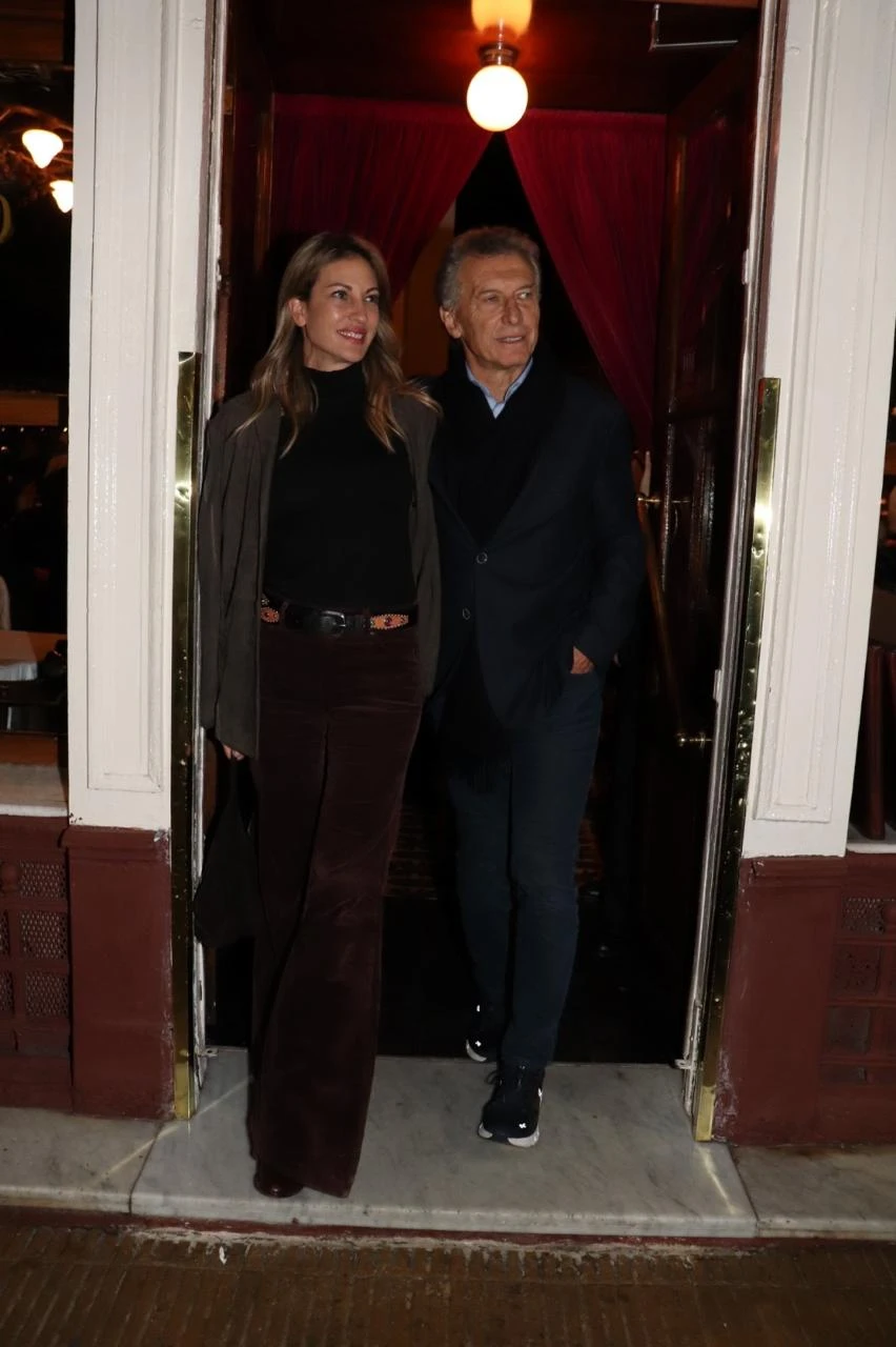 Mauricio Macri, quien llegó acompañado por Dolores Teuly