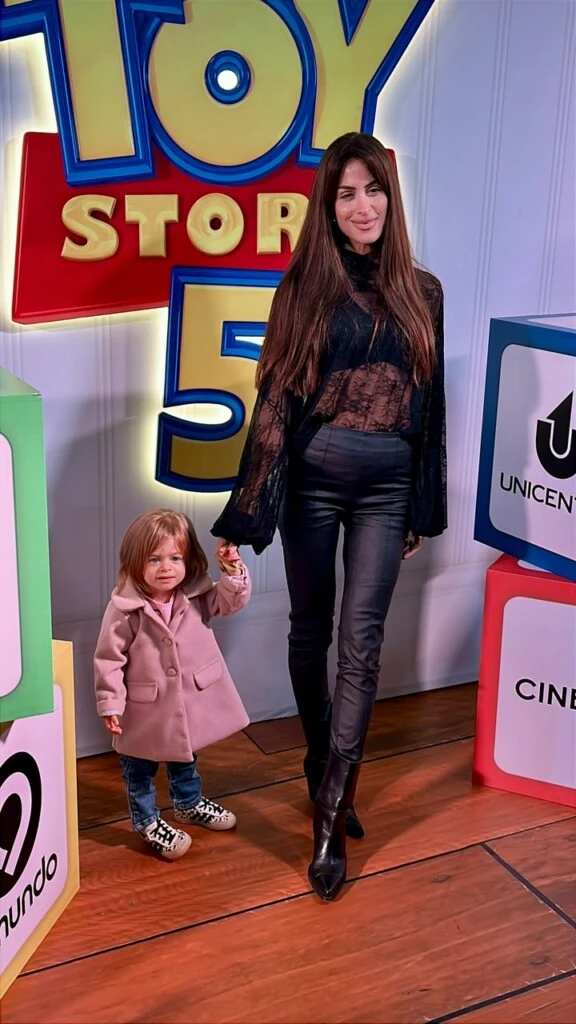 Agustina Casanova con su hija Bianca