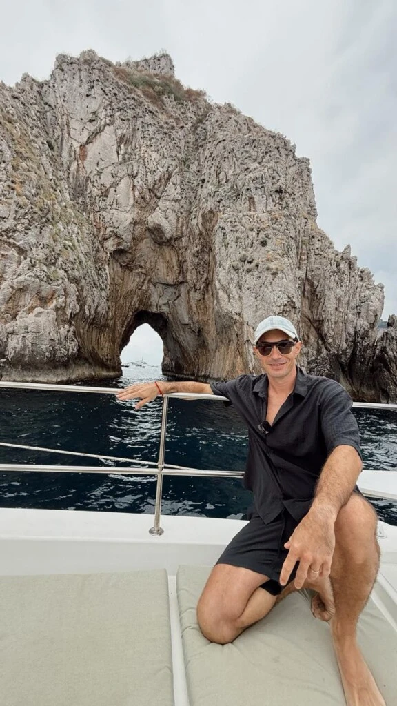 Las vacaciones de Agustín Neglia y Mariana Rojas en la Costa Amalfitana