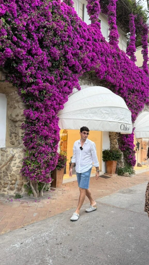 Las vacaciones de Agustín Neglia y Mariana Rojas en la Costa Amalfitana