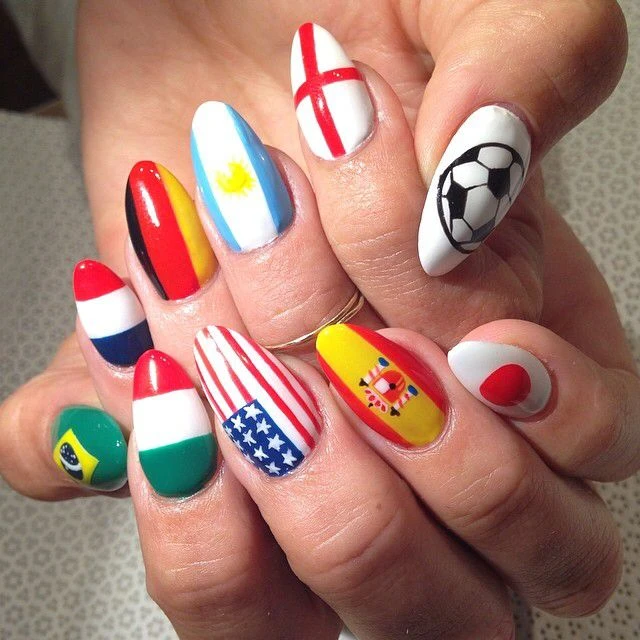 Las uñas mundialistas son tendencia: 7 diseños para alentar con estilo