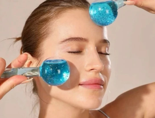 Yoga facial con frío: por qué esta práctica gana cada vez más espacio en las rutinas de cuidado de la piel