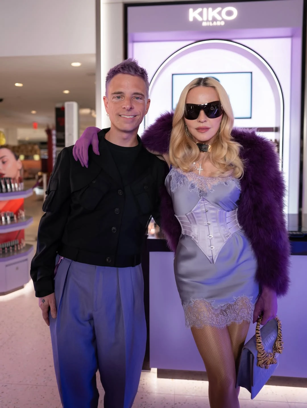 Madonna lookeada by Roberto Cavalli.