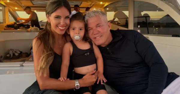 Barbie Franco e Sara Fernando Burlando Surpresa do Dia dos Pais