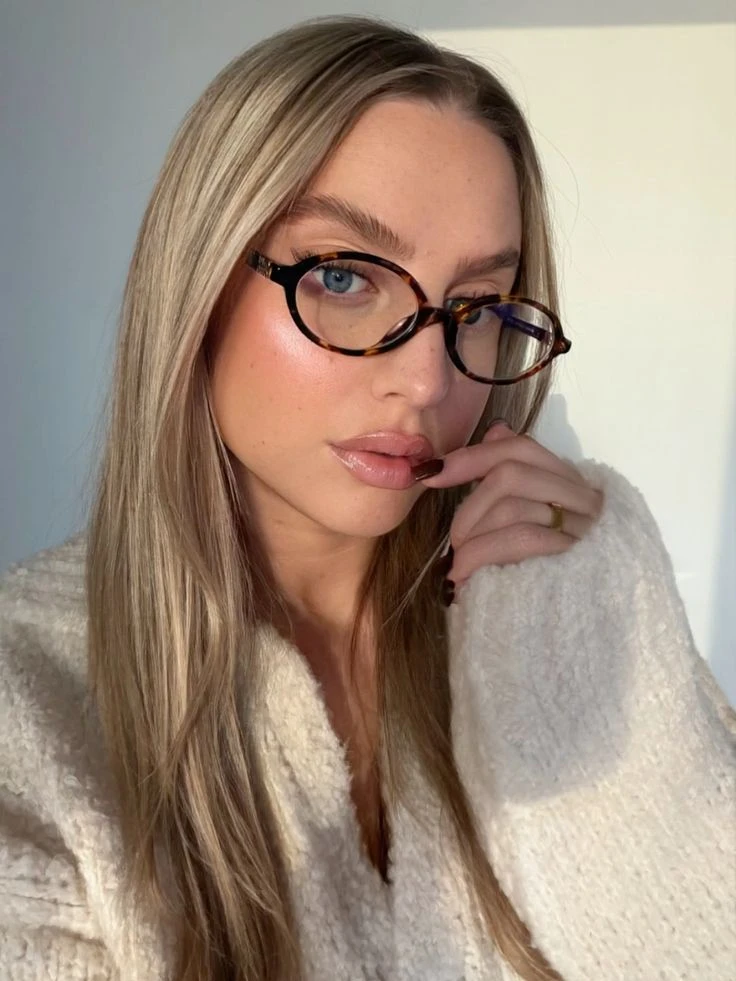 Estos anteojos son versátiles, tienen personalidad y funcionan con prácticamente cualquier estética.