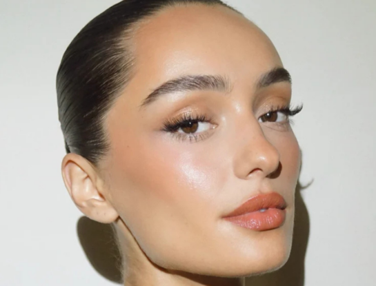 Los 5 hábitos que debés incorporar para evitar el maquillaje reseco en invierno